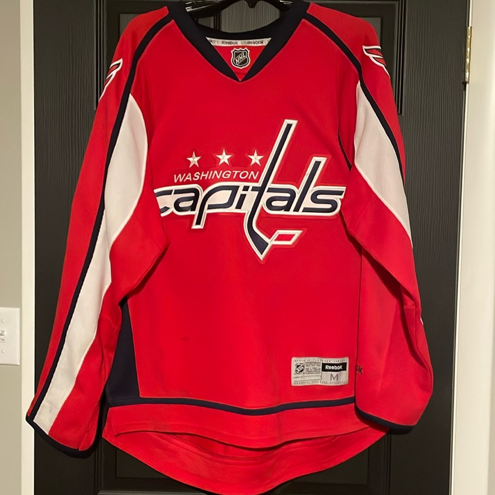Men’s Washington Capitals Official Jersey- Evgeny Kuznetsov